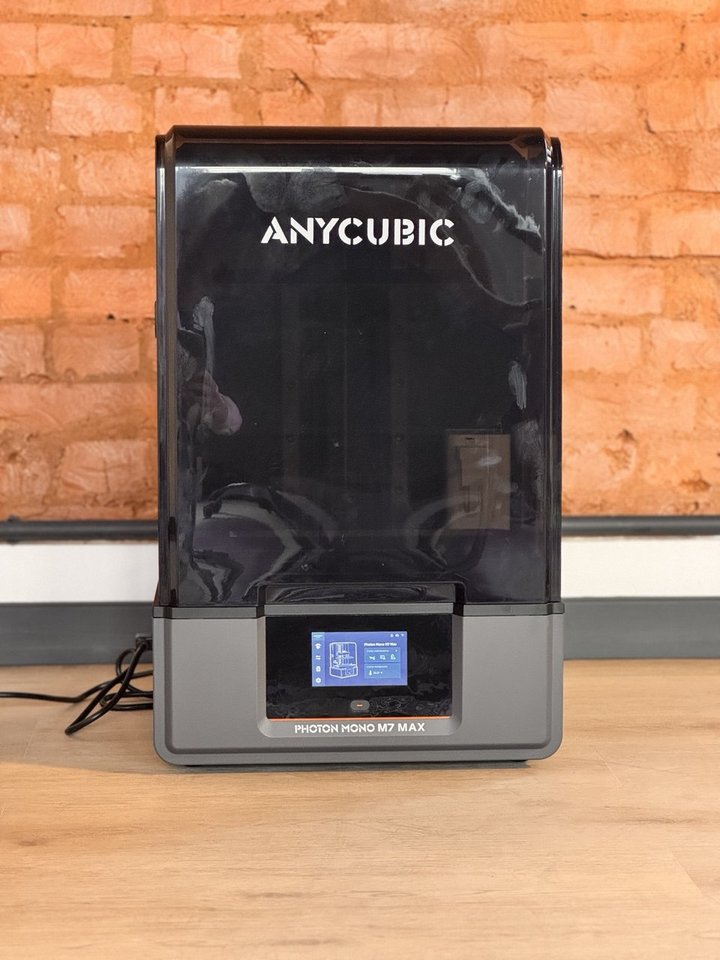 ATRIMUT 设备区的 Anycubic Photon Mono M7 Max 光固化3D打印机